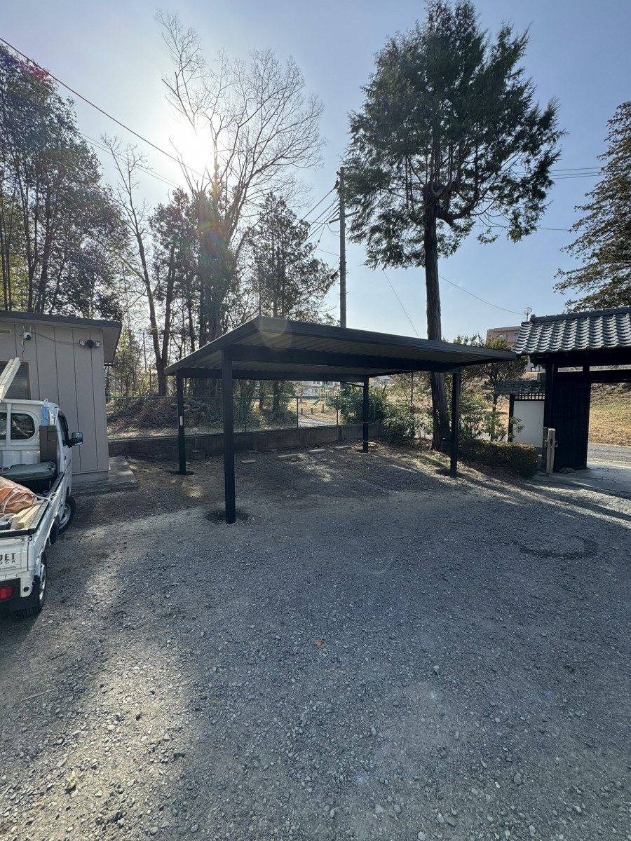 円谷トーヨー住器の【カーポート設置】２台用の駐車スペースの施工後の写真2