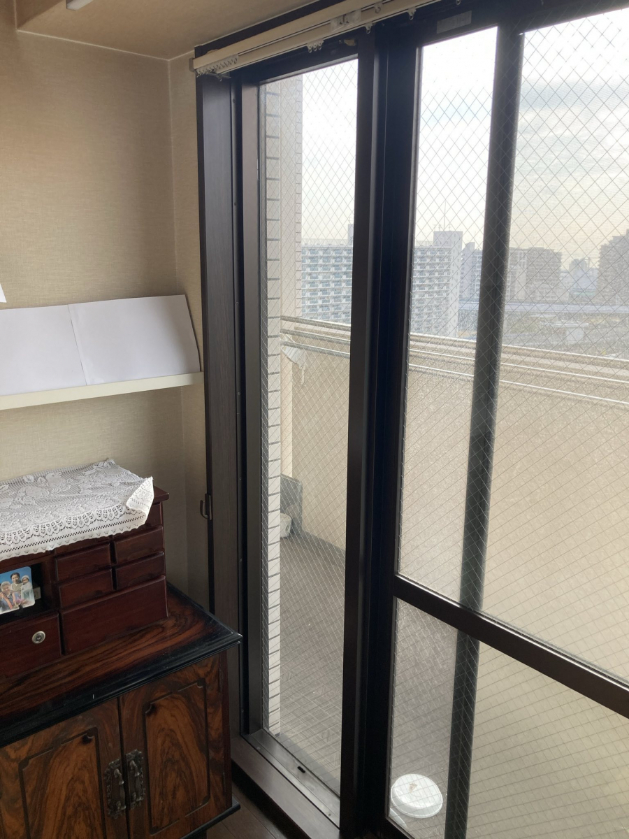 クワタ神戸支店の神戸市中央区でインプラスの窓リフォームをしました💪🏼の施工前の写真3