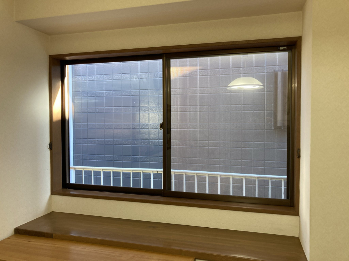 クワタ神戸支店の神戸市西区でインプラスの窓リフォームをしました😎の施工前の写真2