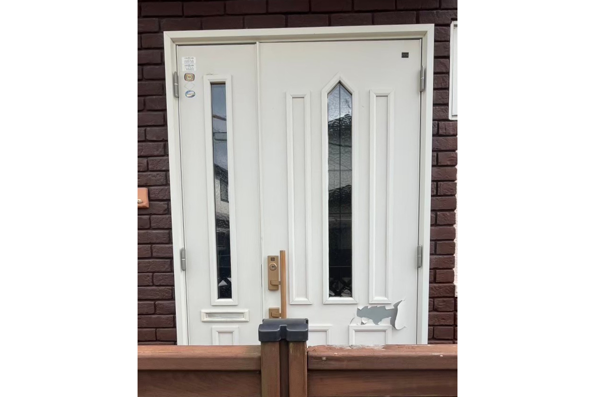 サンセブンの玄関の雰囲気そのまま安全＆快適性をプラス！の施工前の写真2