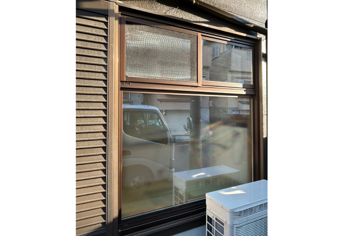 サンセブンの大きな窓の悩みをカバー工法でまとめて解決の施工後の写真2