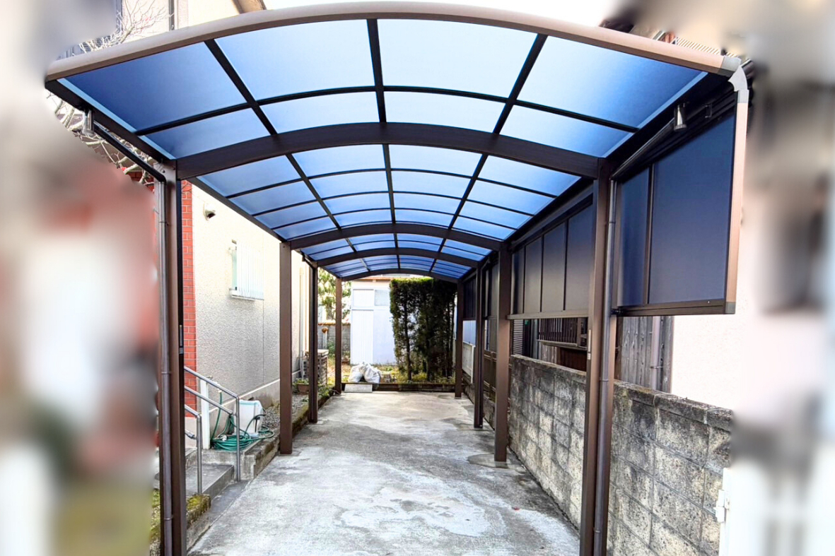 サンセブンの古いカーポートの不安を一気に解消！の施工後の写真1