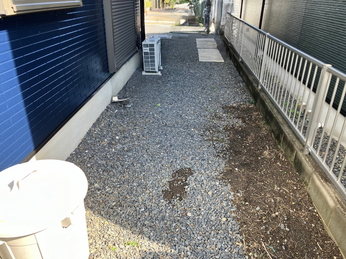 サンセブンの雨でも洗濯安心！サンルームで家事ラクの施工前の写真1