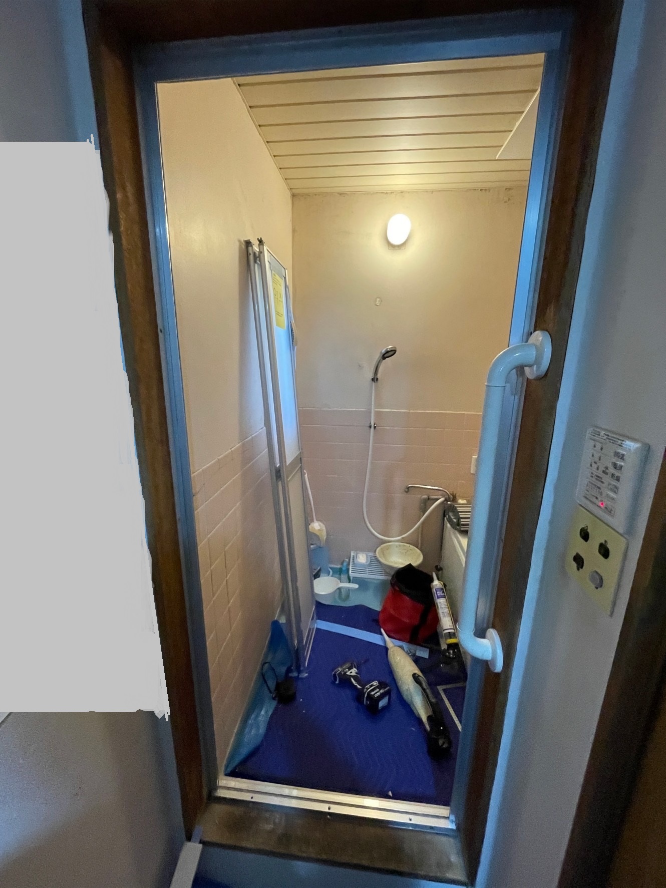浴室での介護のために… 東名住建 守山のブログ 写真4