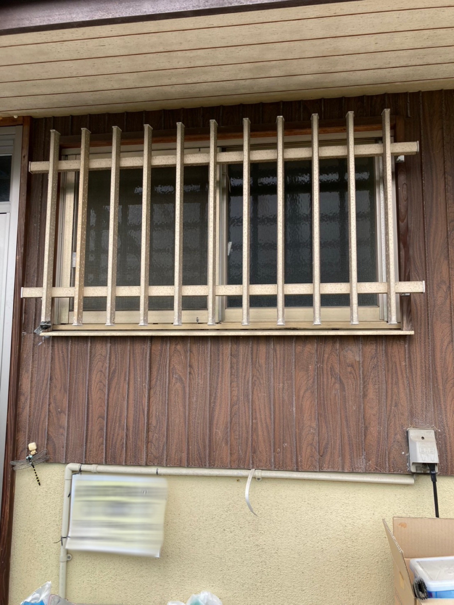 東名住建 守山の【春日井市】今ある面格子を防犯性の高いものに交換したいの施工前の写真3