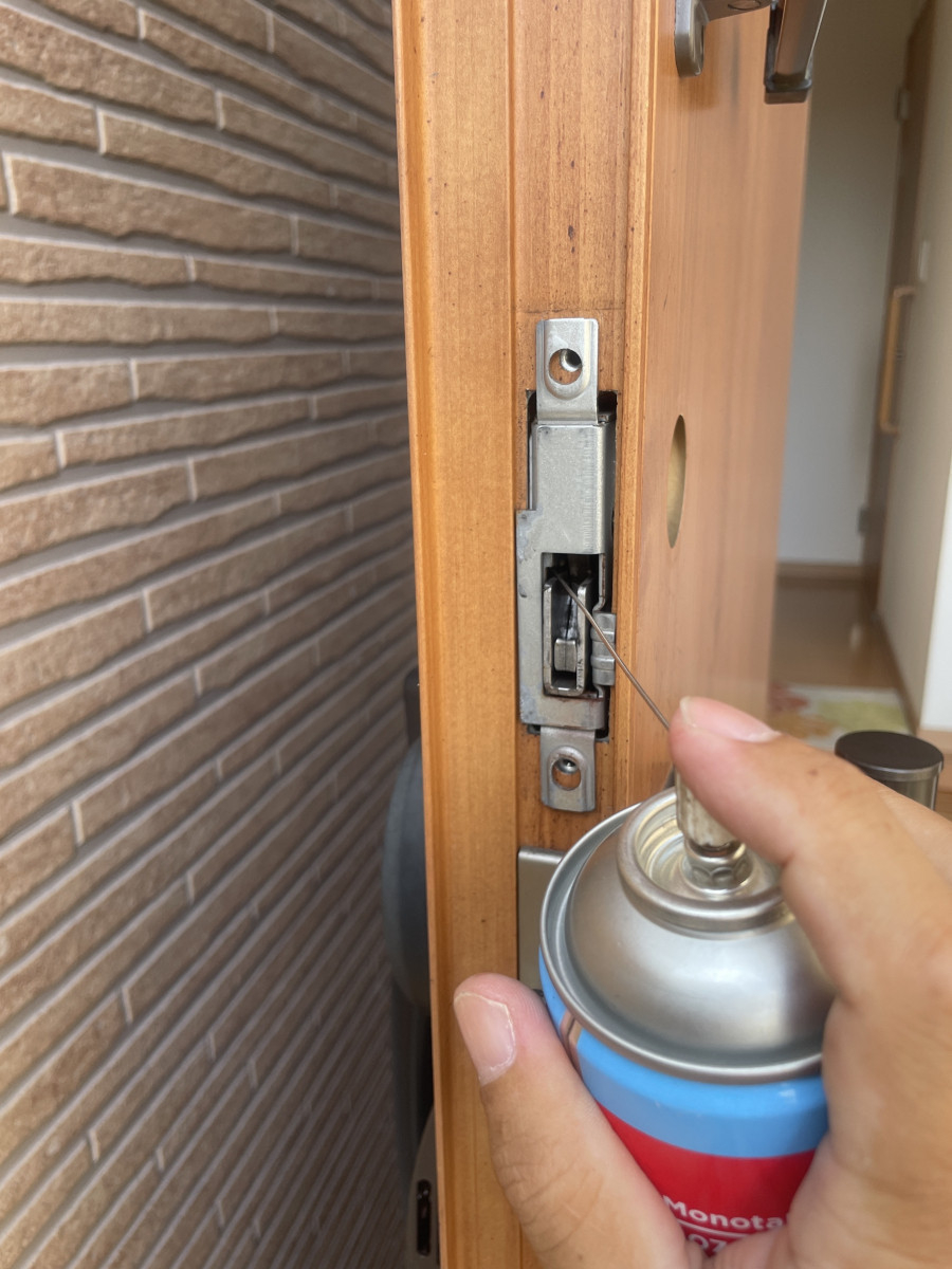 東名住建 守山の【名古屋市守山区】玄関ドアの鍵がスムーズに抜き差しできないの施工後の写真1