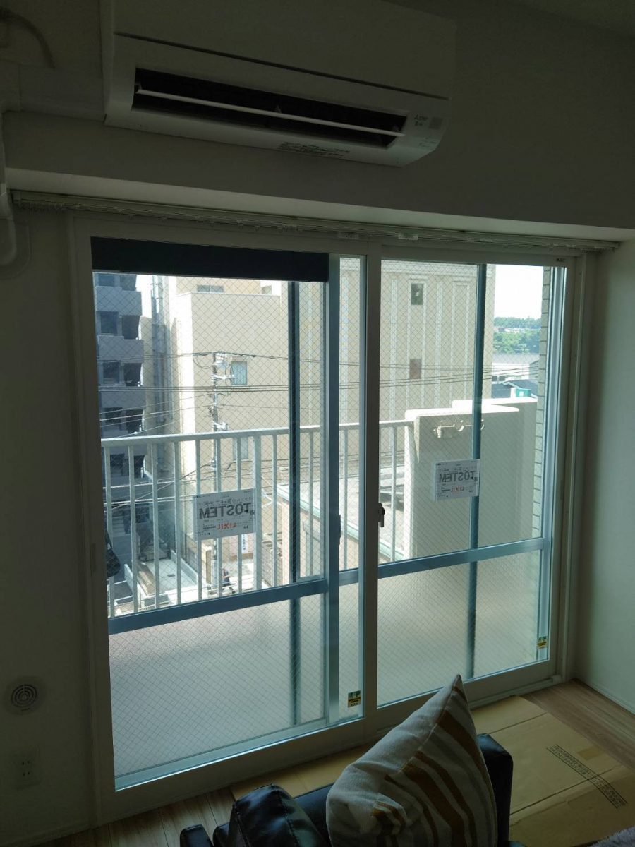 杉本ガラス建材の横浜市保土ヶ谷区　内窓設置工事【インプラス取付工事】の施工後の写真2