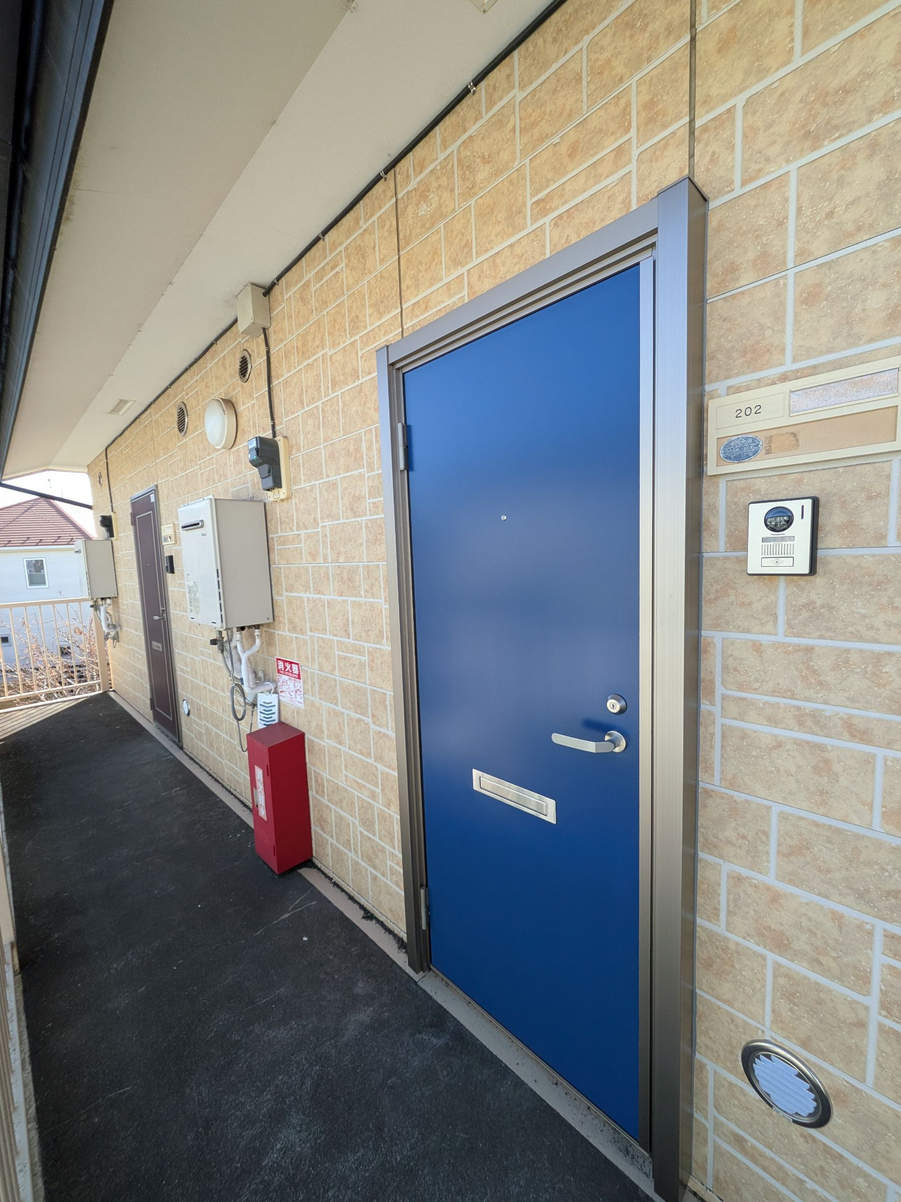 杉本ガラス建材のアパートドア取替工事【リシェントアパートドア】の施工後の写真1