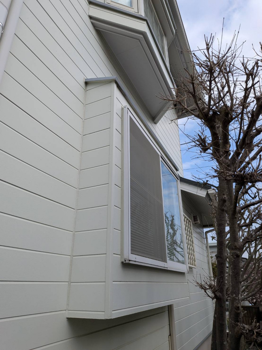 杉本ガラス建材の横浜市栄区 シャッター取付工事【リフォームシャッター】の施工前の写真1