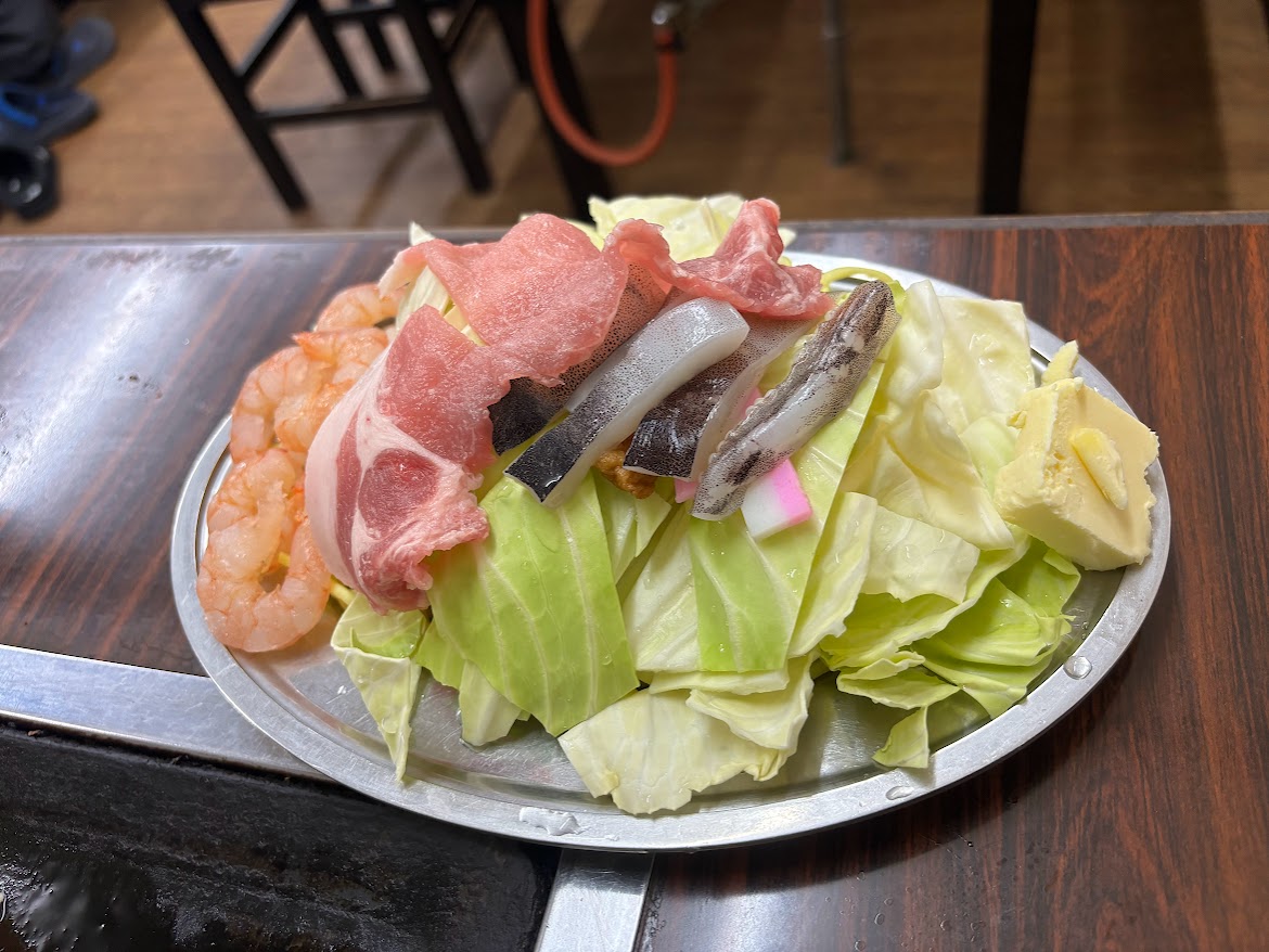 お好み焼きに続いて焼きそば編　バターが決め手！！ 土佐トーヨー住器のブログ 写真1