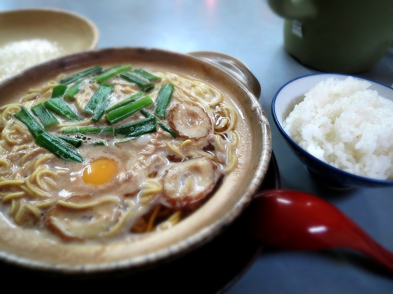 鍋焼きラーメン 土佐トーヨー住器のブログ 写真1