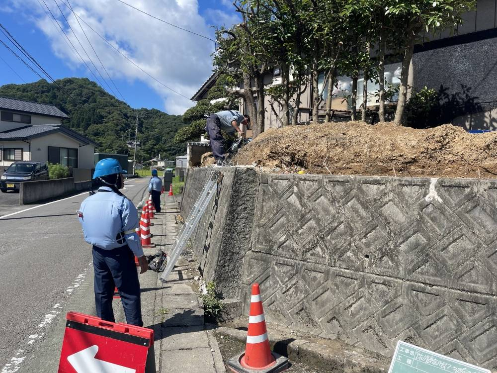 土佐トーヨー住器の市の補助事業使って塀の改修工事の施工前の写真2