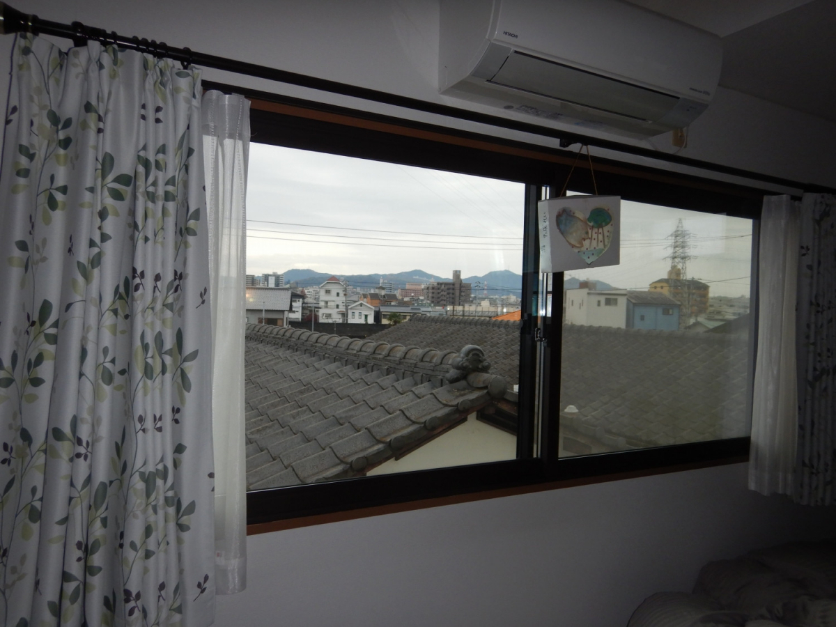 土佐トーヨー住器のインプラス内窓で防音、断熱の施工後の写真2
