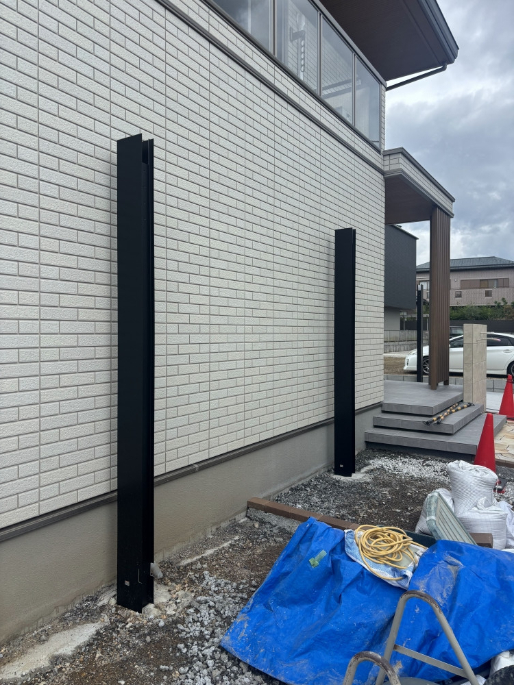 土佐トーヨー住器の新築外構でカーポートSCを採用いただきました。の施工前の写真3