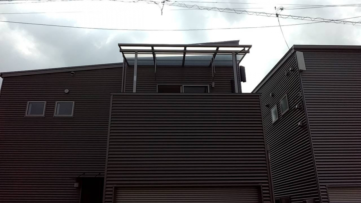 土佐トーヨー住器のリフォームシャッター取付の施工後の写真2