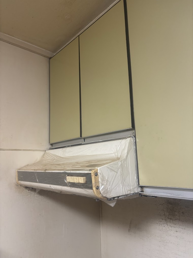 土佐トーヨー住器の換気扇の交換をしました。の施工前の写真1