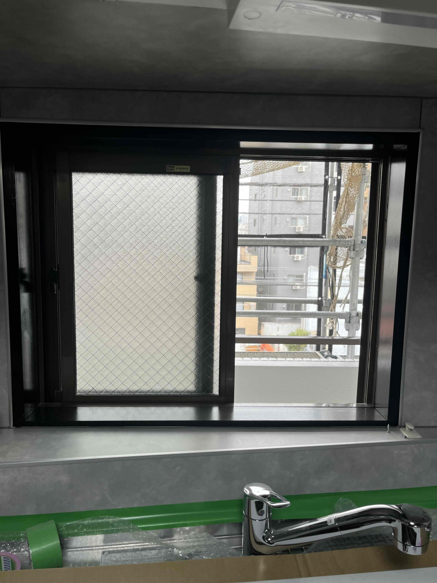 リフレ大田の（東京都目黒区）夏前に内窓を！！先進的マドリノベの施工前の写真1