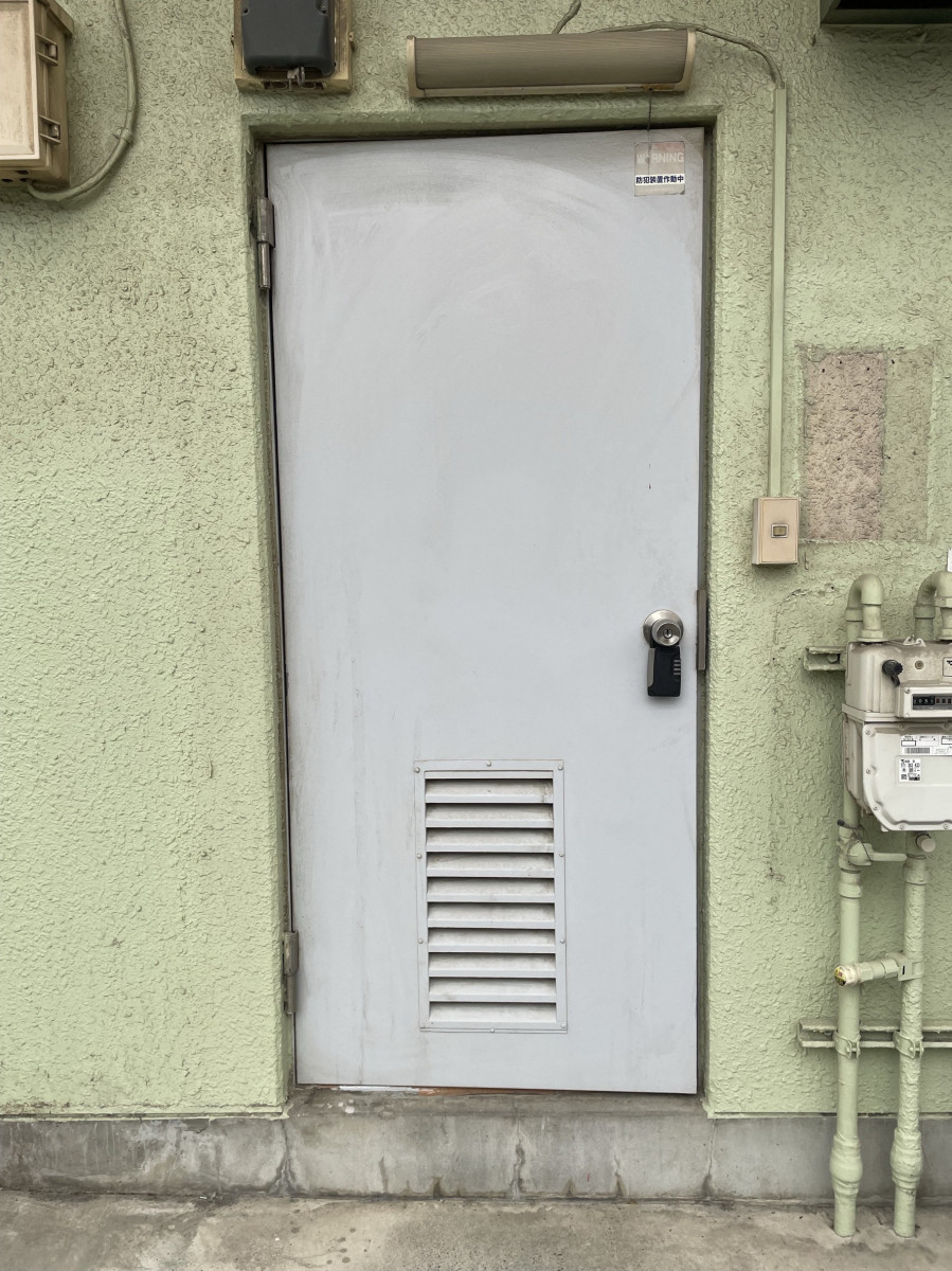 リフレ大田の（神奈川県川崎市）スチールドアの交換工事！の施工前の写真1