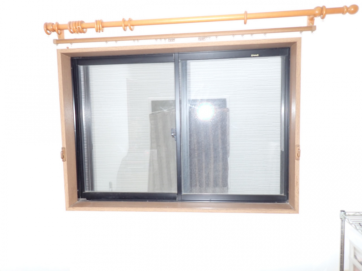 森額縁ガラス店の(伊勢原市)内窓｢インプラス｣でかんたん断熱リフォームしましたの施工前の写真1
