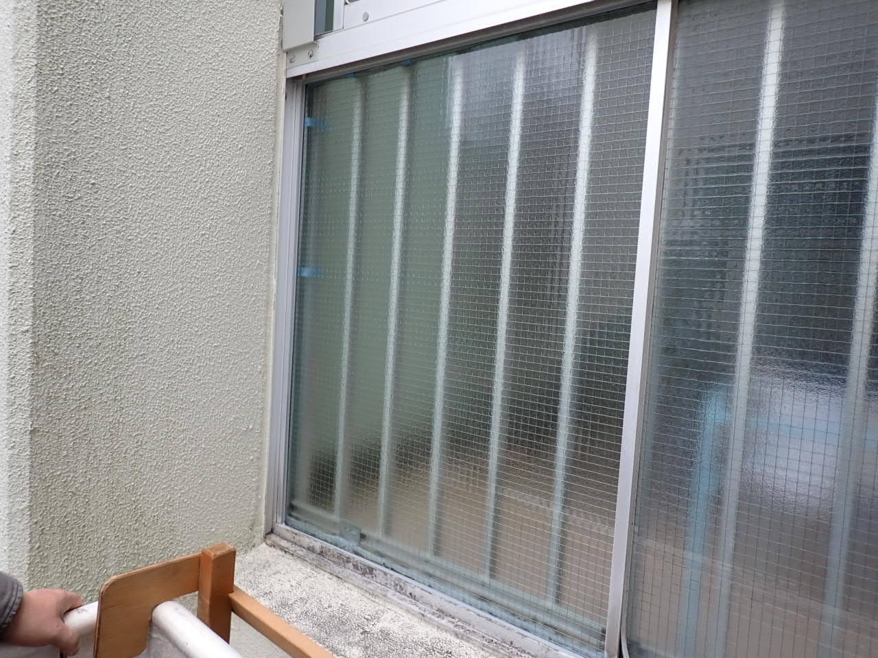 森額縁ガラス店の(伊勢原市)高所作業車を使って高所のガラス修理をしましたの施工後の写真1