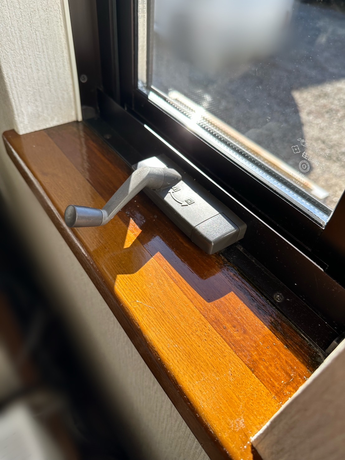 三輪ガラスの【日進市】縦すべり出し窓に開き窓のインプラスを取り付けました✨の施工事例詳細写真1