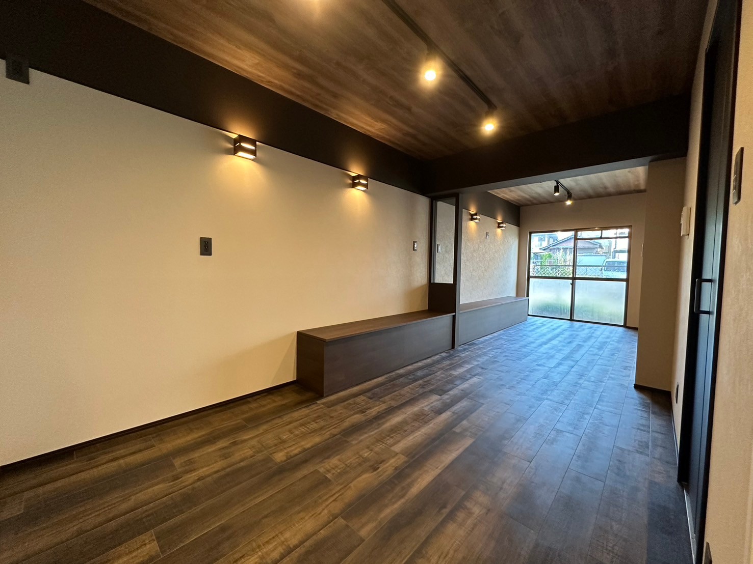 三輪ガラスの【大府市】内窓取付けの窓リフォーム“した？”先進的窓リノベ補助金使った？の施工事例詳細写真1