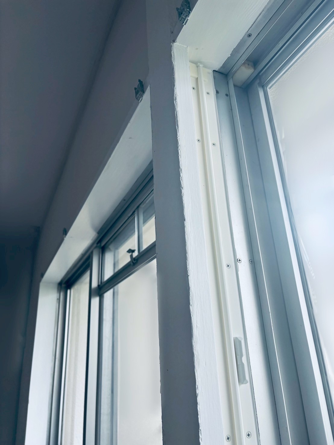 【名古屋市】築53年分譲マンションの部屋全部に内窓リフォームが始まりました✨① 三輪ガラスのブログ 写真7