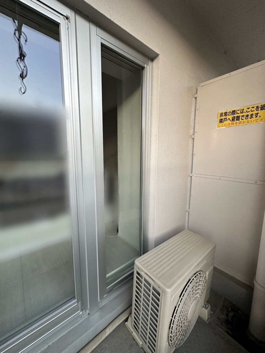 三輪ガラスの注)補助金使えない事例【名古屋市】マンションリビング窓にカバー工法で窓リフォームの施工後の写真2