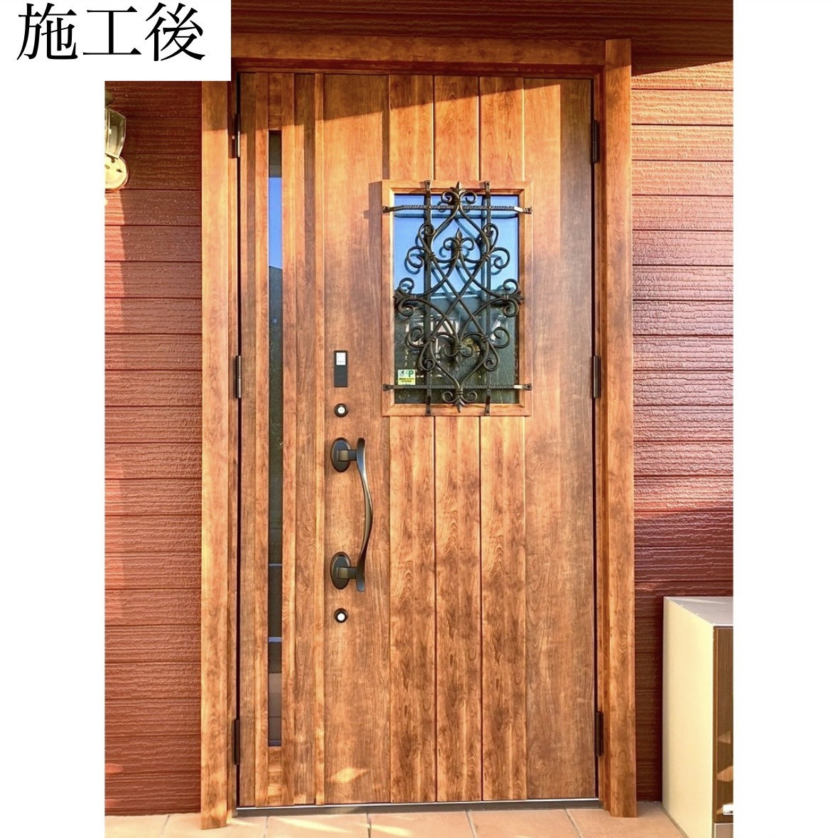 三輪ガラスの【みよし市・窓の次は玄関】半日から1日で完了！防犯対策は玄関リシェントで！の施工後の写真1