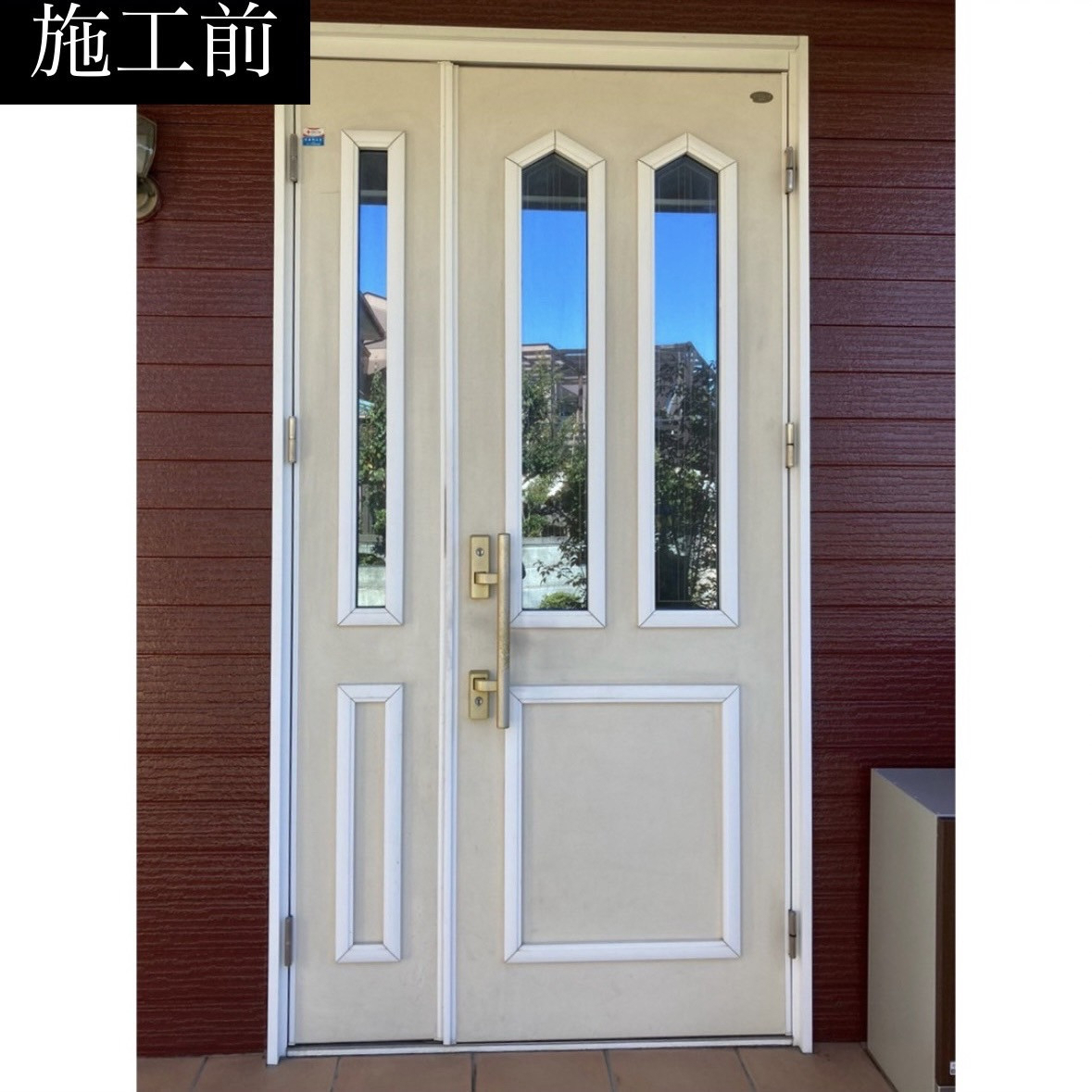 三輪ガラスの【みよし市・窓の次は玄関】半日から1日で完了！防犯対策は玄関リシェントで！の施工前の写真1