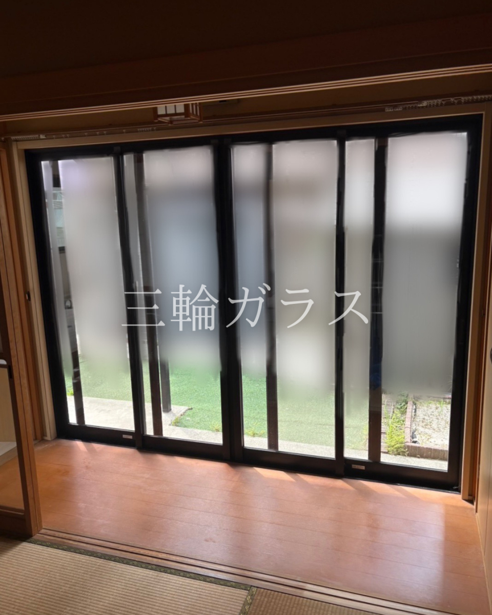 三輪ガラスの【名古屋市の防犯対策】引越後の安心を窓から。築26年住宅の内窓リフォームで補助金も1.1万円アップ！の施工前の写真1