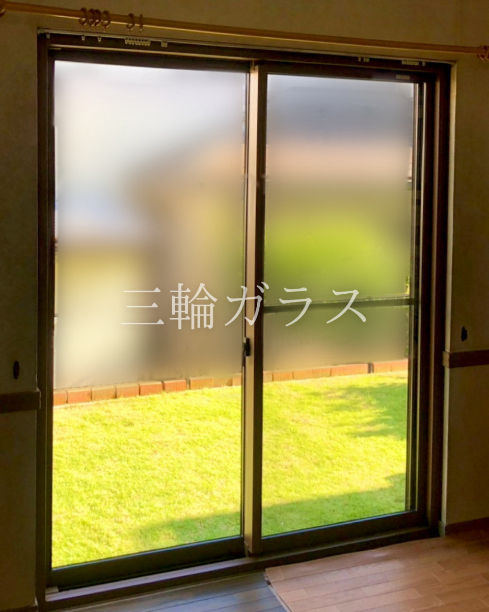 三輪ガラスの【名古屋市】1窓からでも補助金対象！リビングの外窓交換（リプラス）と内窓の使い分けリフォームの施工後の写真1