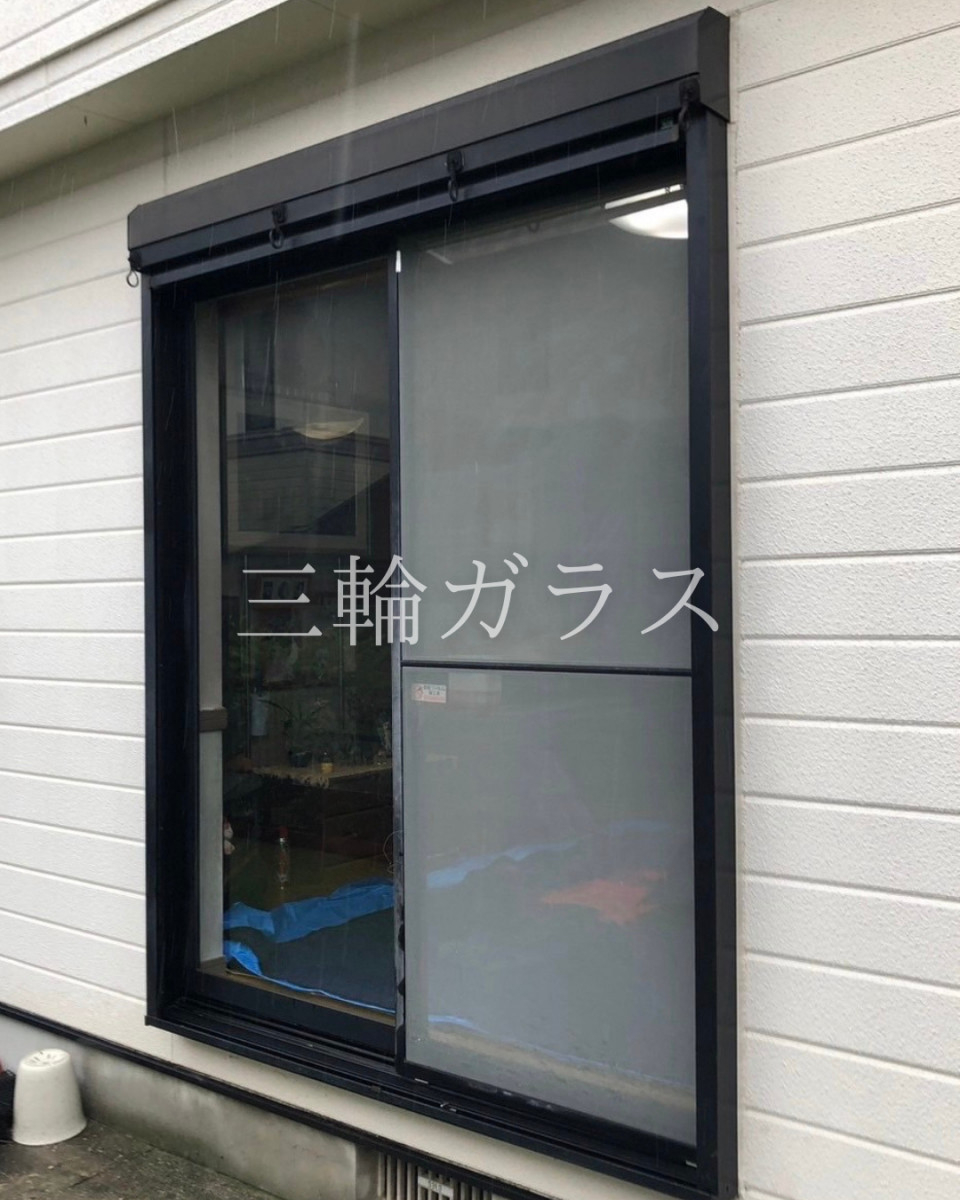 三輪ガラスの【名古屋市】1窓からでも補助金対象！リビングの外窓交換（リプラス）と内窓の使い分けリフォームの施工前の写真2