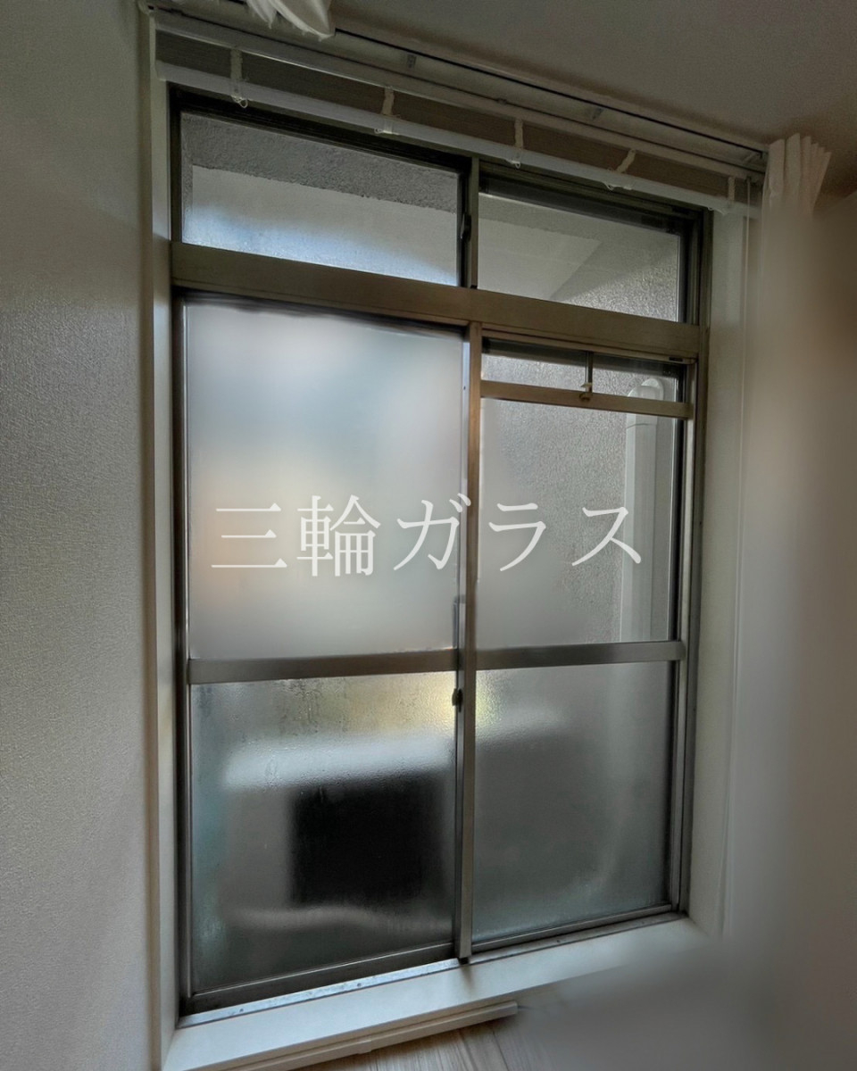 三輪ガラスの【名古屋市】築47年の冷え・結露解決！名古屋市で先進的窓リノベ補助金を活用「内窓プラマードU」事例の施工前の写真1