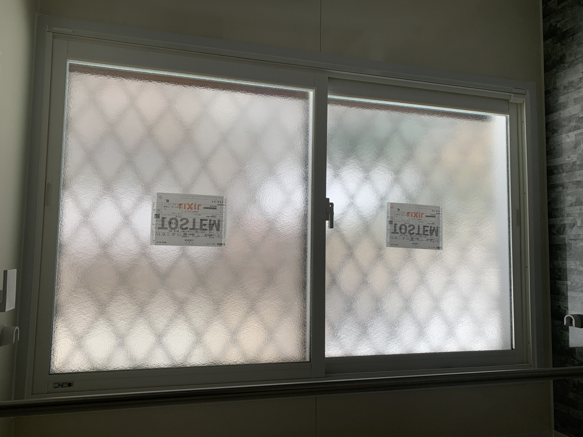 永尾硝子の浴室内窓取付工事の施工後の写真1