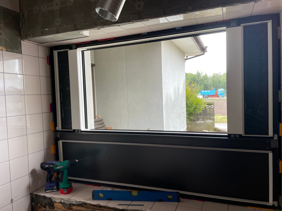 永尾硝子の浴室窓交換工事の施工後の写真2