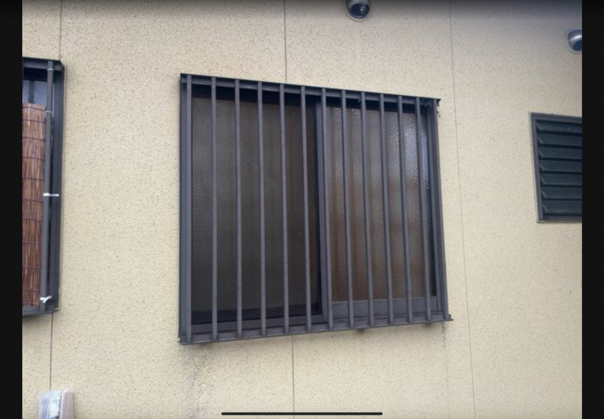 永尾硝子の窓交換工事【浴室同時交換】の施工前の写真1