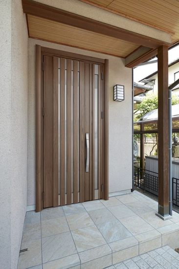 デンヒチ Rihoの1日で完成！総額64万円の玄関ドアリフォームで”もっと家を好き”になろう。施工事例写真1