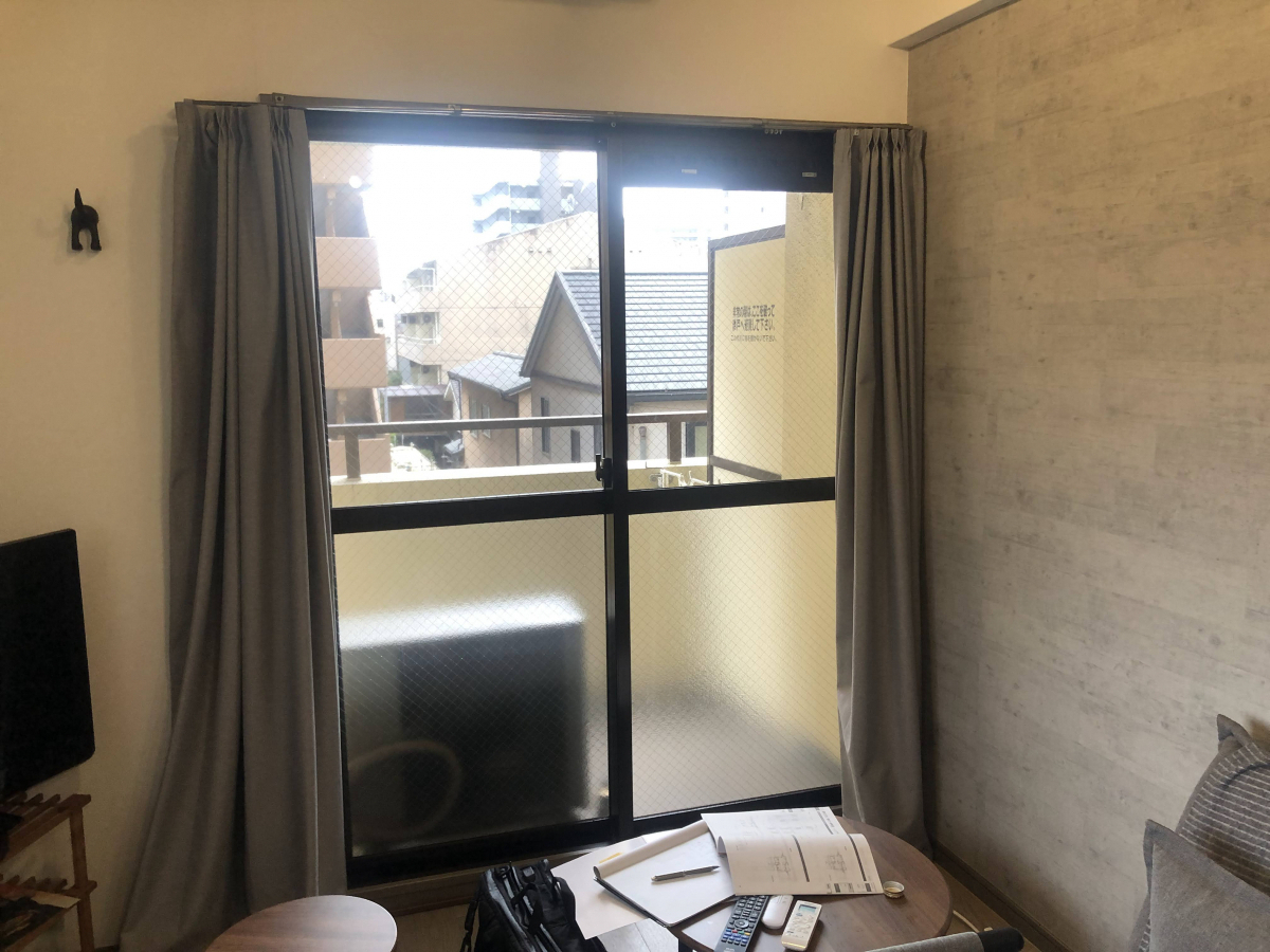 デンヒチ Rihoの築32年の賃貸１Rマンションへ、二重窓設置工事を実施しました。の施工前の写真1