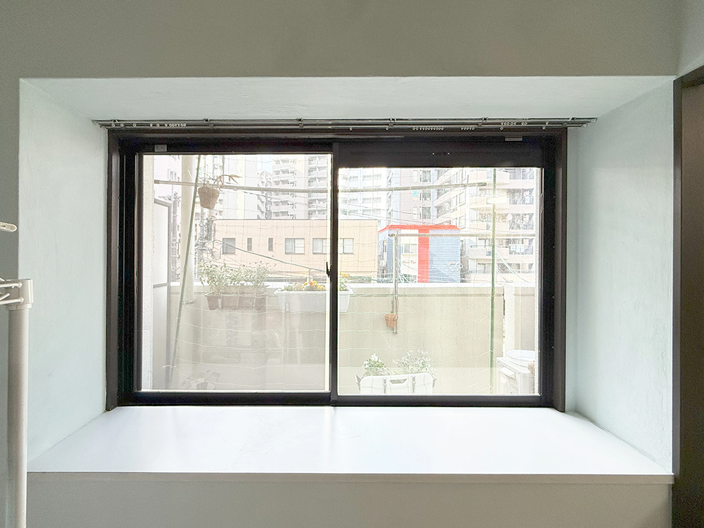 デンヒチ Rihoの福岡市城南区別府　築３１年のマンションの窓断熱リフォームを実施しました！の施工前の写真2