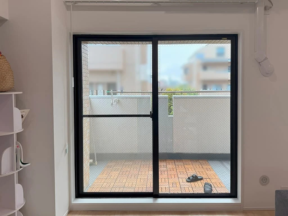 デンヒチ Rihoの福岡市早良区百道浜・マンションの窓断熱リフォームを実施しました!の施工前の写真1