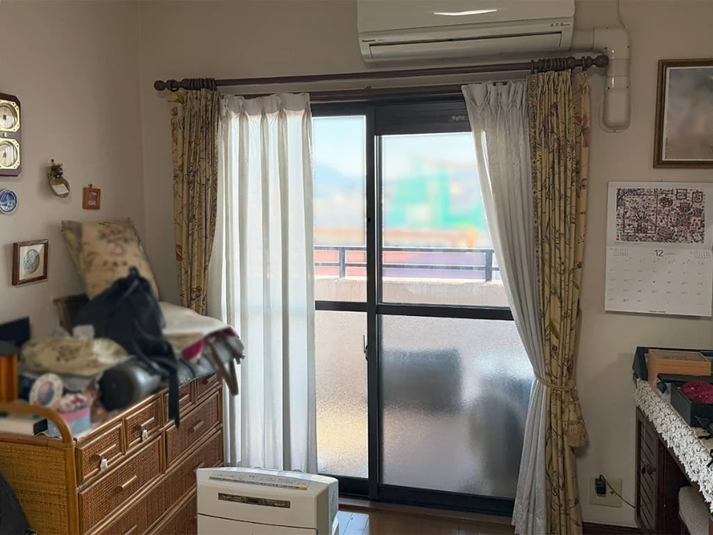 デンヒチ Rihoの福岡市東区二又瀬新町・築29年のマンションの窓断熱リフォームを実施しました!の施工前の写真3