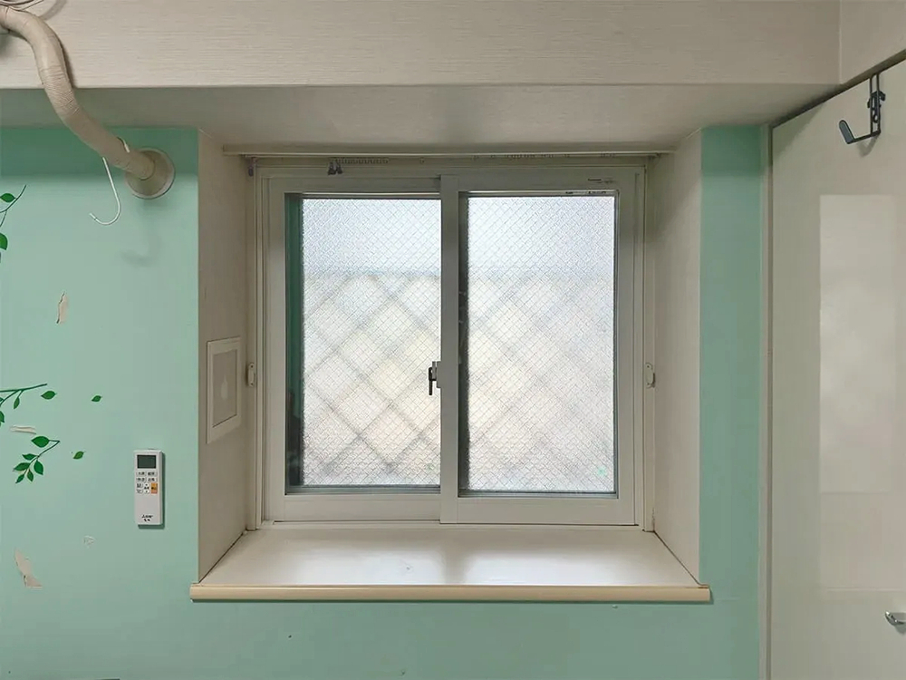 デンヒチ Rihoの福岡市南区高宮・築21年のマンションの窓断熱リフォームを実施しました!の施工後の写真1