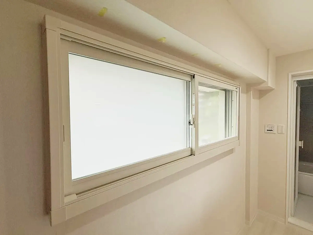 デンヒチ Rihoの福岡市中央区桜坂・築47年のマンションの窓断熱リフォームを実施しました!の施工後の写真2