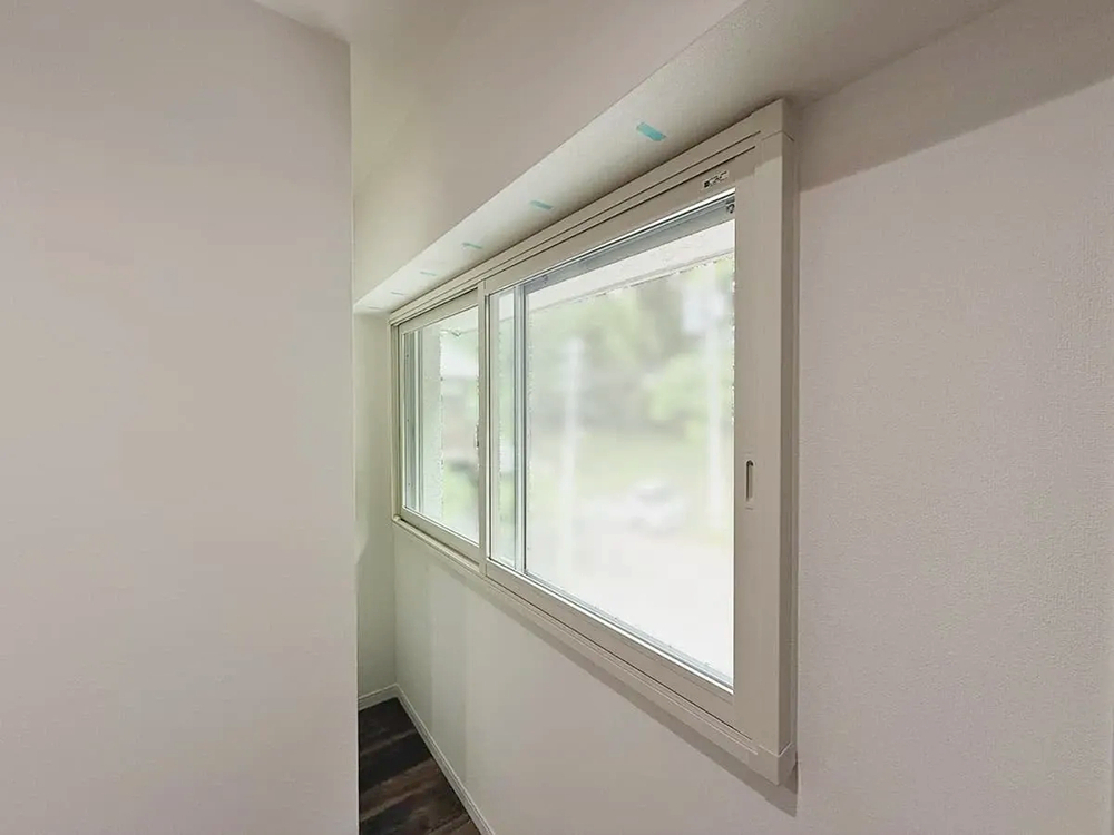 デンヒチ Rihoの福岡市中央区桜坂・築47年のマンションの窓断熱リフォームを実施しました!の施工後の写真3