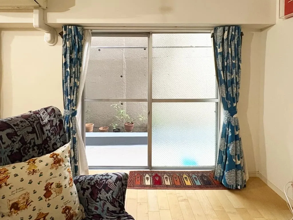 デンヒチ Rihoの福岡市中央区の​​マンションで​​カバー工法、​​内窓(二重窓)断熱リフォームを​​実施しました！の施工前の写真1