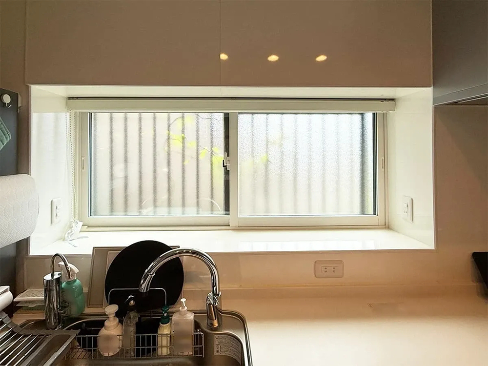 デンヒチ Rihoの福岡市南区老司・築38年の​​戸建て​​住宅で内窓(二重窓)断熱リフォームを​​実施しました！の施工後の写真2