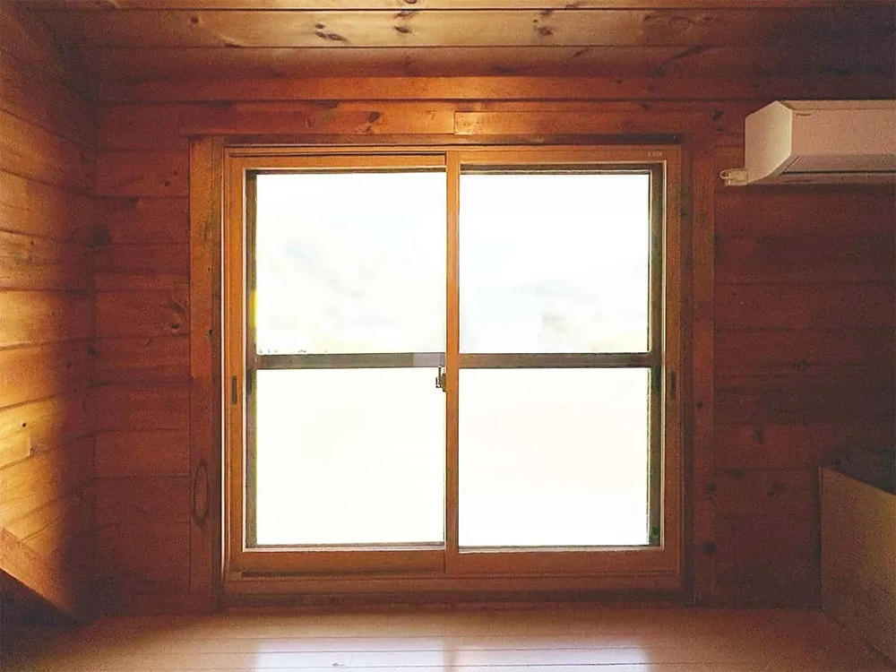 デンヒチ Rihoの福岡県糸島市志摩岐志・築33年の​​事務所の​​内窓(二重窓)断熱リフォームを​​実施しました！の施工後の写真1