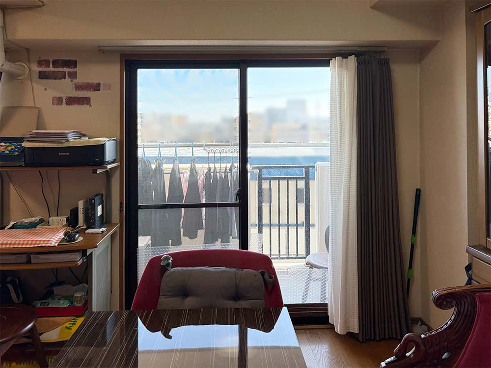 デンヒチ Rihoの福岡市博多区板付の​​マンションで​​防音・断熱対策｜補助金活福岡市用の​​内窓​の施工事例の施工前の写真2