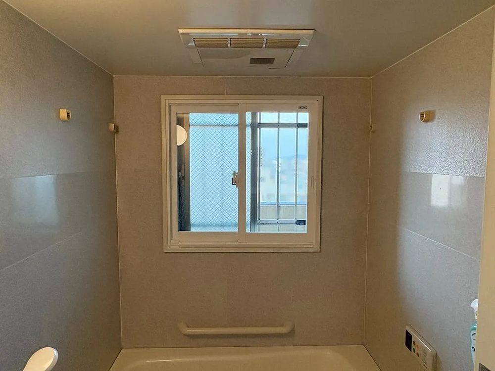 デンヒチ Rihoの福岡市博多区竹下の​​戸建てで​​補助金を​​使った​​内窓​（二重窓）​​断熱リフォーム事例の施工後の写真1